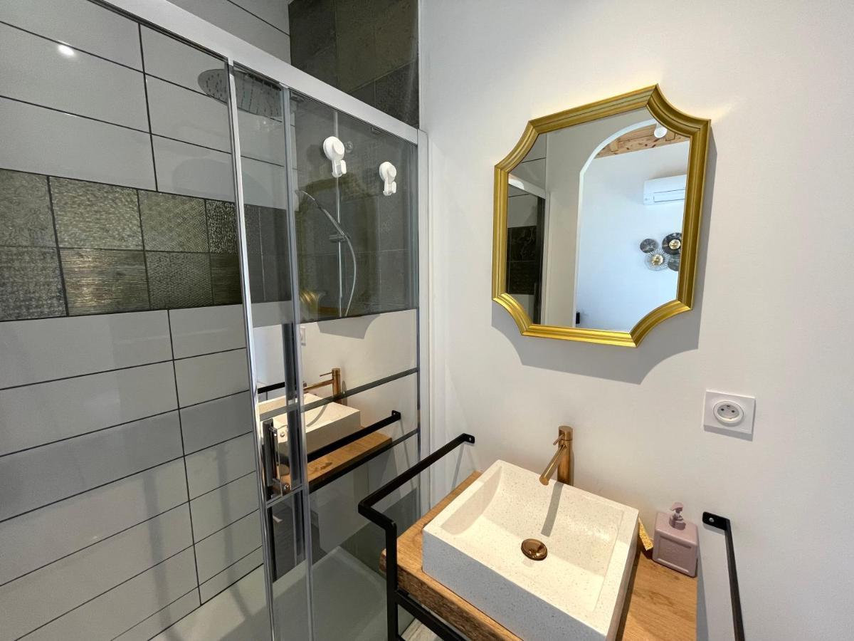 Siam Mahanakhon Appart & Spa Rieux-de-Pelleport Екстер'єр фото